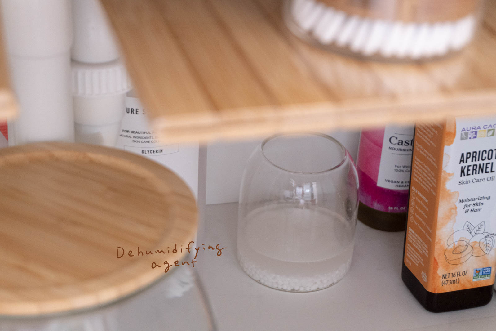 意外と知られていないパッケージフリーな除湿剤